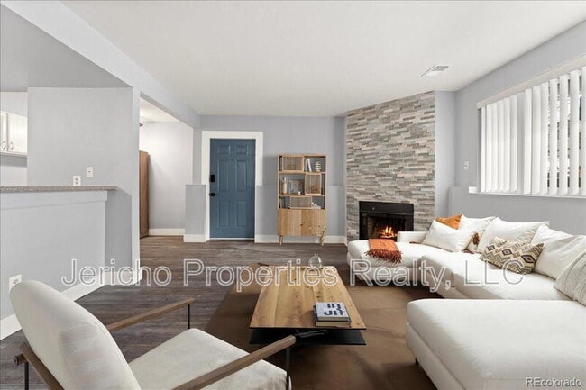 Foto del edificio - 6350 Oak St