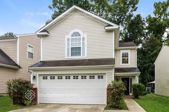 Building Photo - 5420 Wyalong Dr
