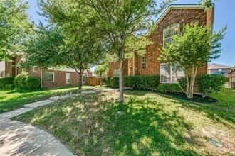 Building Photo - 9121 Portage Ln