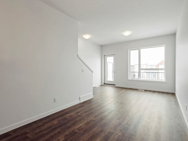 Building Photo - 391 Belmont Ave SW
