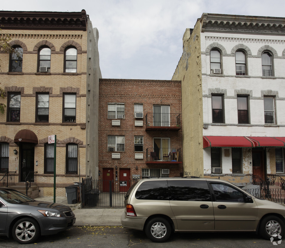 Building Photo - 19 Granite St