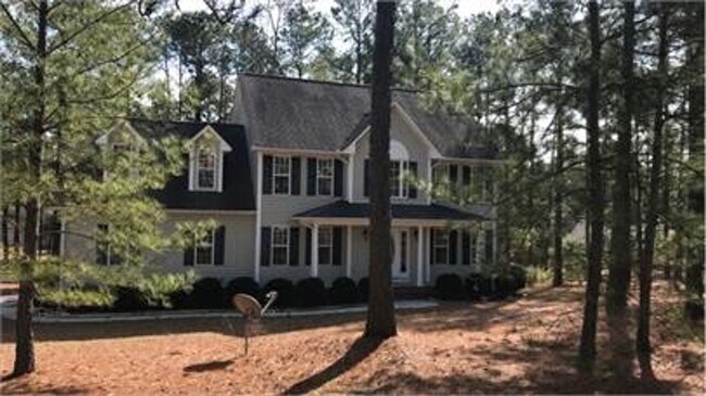 Building Photo - CAROLINA LAKES