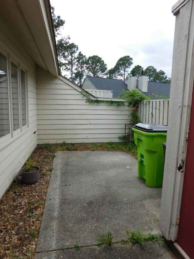 Foto del edificio - 7 Pillory Cir