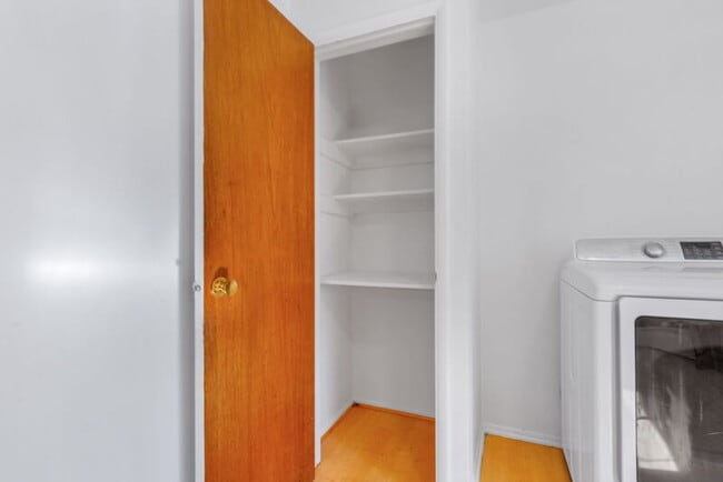 Foto del edificio - 4282 W Virginia Ave