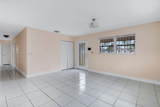 Building Photo - 14510 SW 296th St
