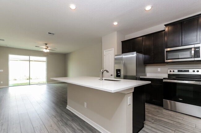 Foto del edificio - 5206 Jovial Ct, Fort Pierce, FL