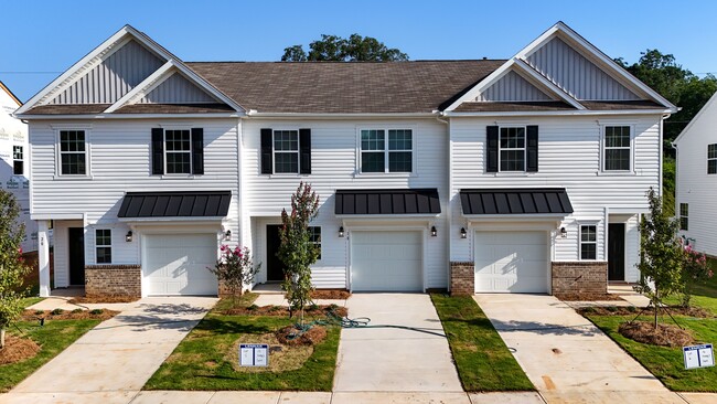 Photo - 18 Twiggs Ln Townhome
