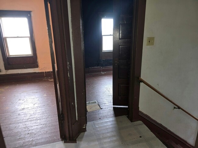 Building Photo - 1810 North North Street