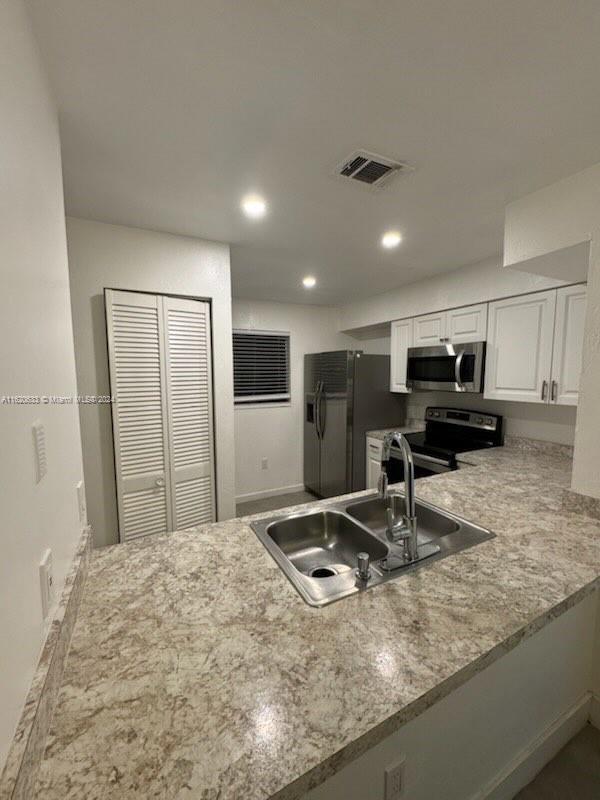 Building Photo - 2107 SW 39th Way