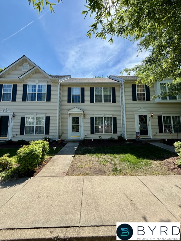 Building Photo - 8651 Millstream Dr
