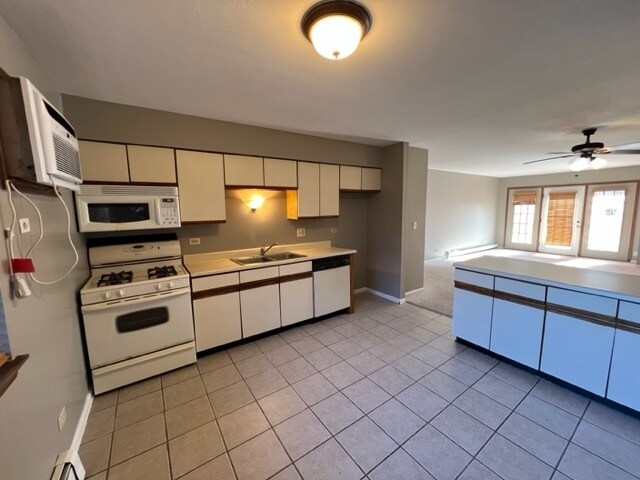 Foto del edificio - 2330 Century Point Ln