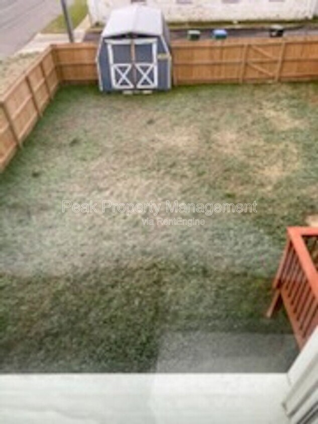 Foto del edificio - 117 E 13th St