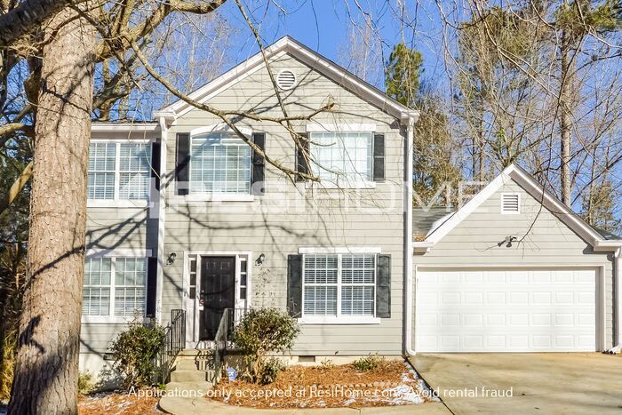 Foto principal - 3148 Kings Glen Dr