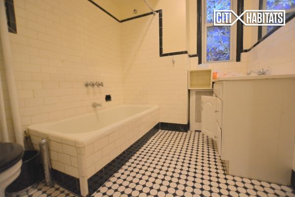 Foto del edificio - 264 Lexington Ave