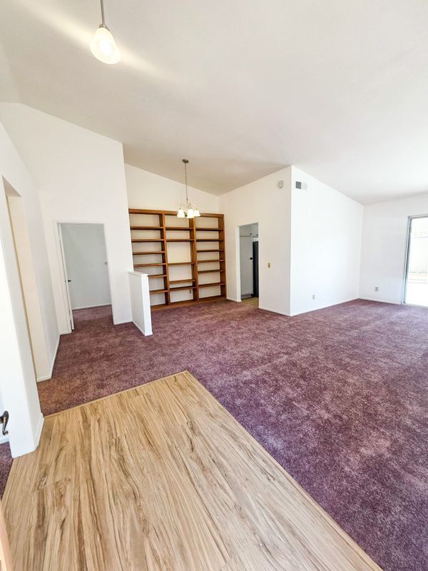 Building Photo - 980 Oakland Hills Dr
