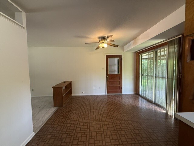 Foto del edificio - 13205 Northumb Rd