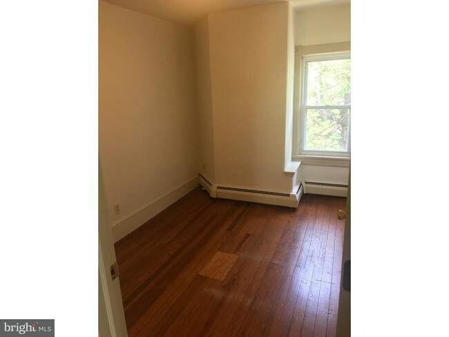 Foto del edificio - 155 N Lincoln Ave