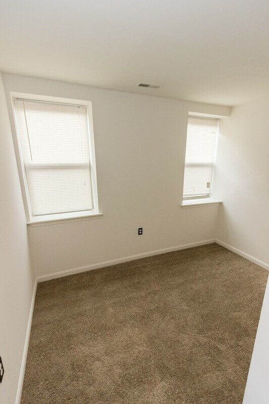 Building Photo - 2906 Reisterstown Rd