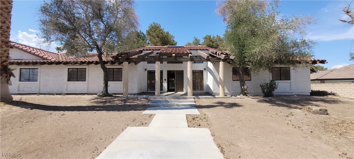 Primary Photo - 7664 Angel Crest Cir