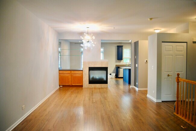 Building Photo - 461 Prestwick Ln