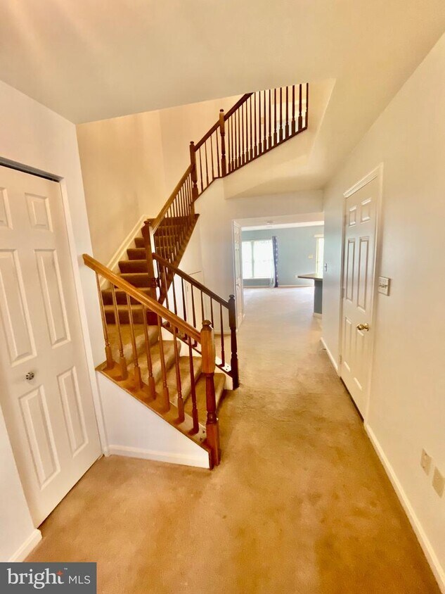 455 Waverly Woods Dr, Harrisburg, PA 17110 Townhome Rentals in