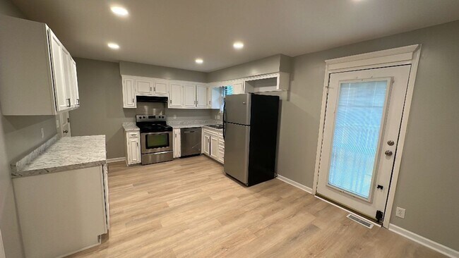 Foto del edificio - Beautiful, 4 Bedroom, 3 Bath House in Nashville!