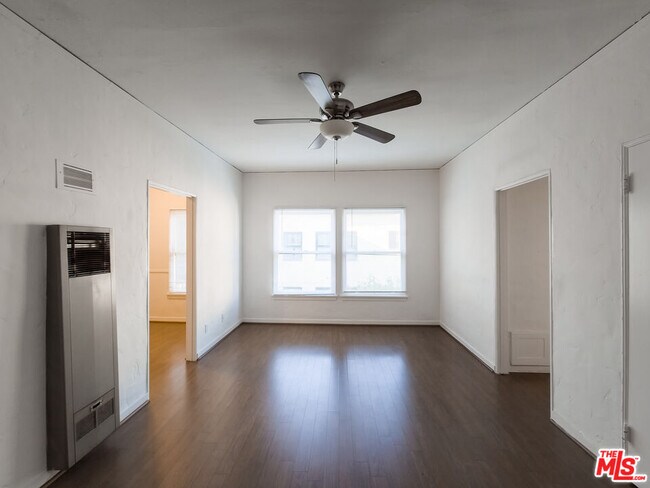 Foto del edificio - 427 N Adams St