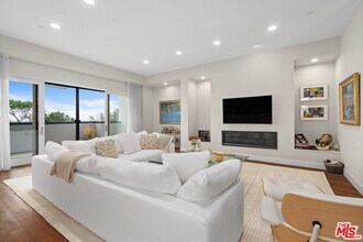 Building Photo - 22065 Pacific Coast Hwy