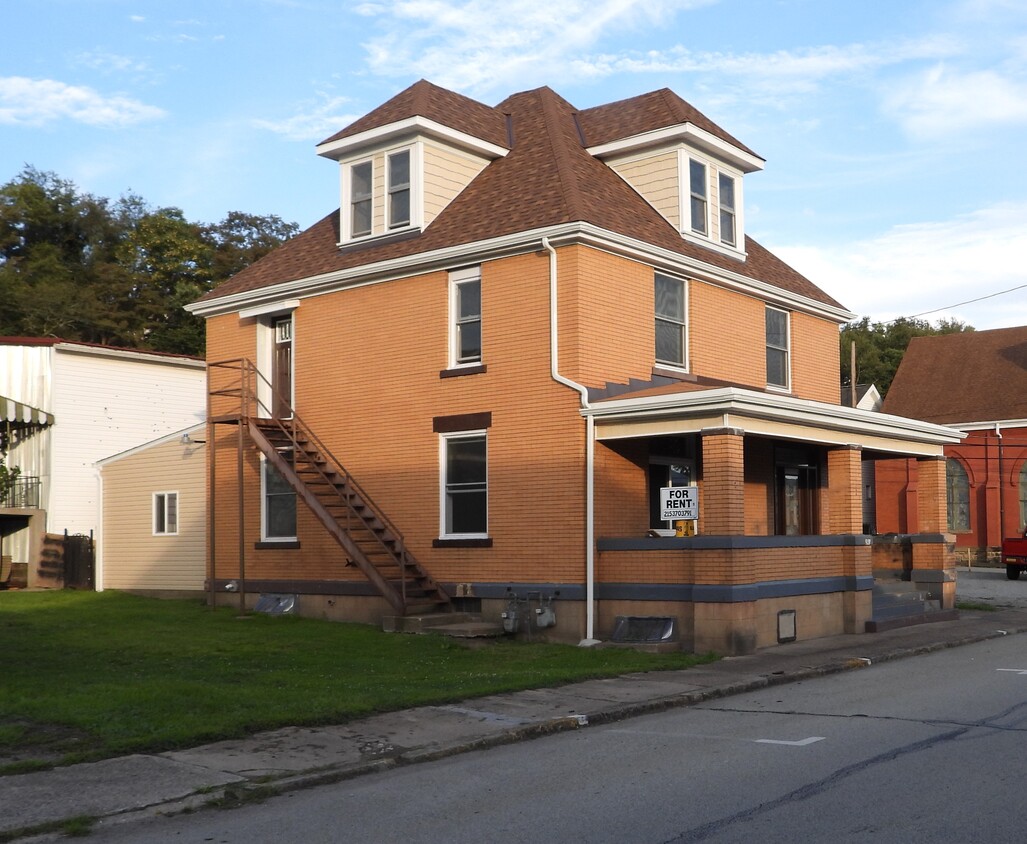 Primary Photo - 241 2nd St