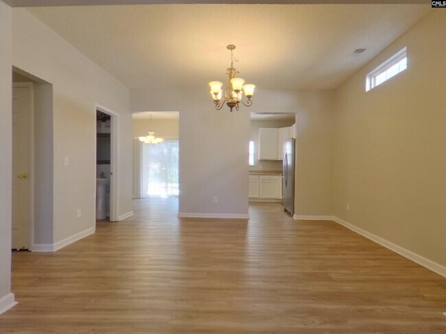 Foto del edificio - 236 Bassett Loop