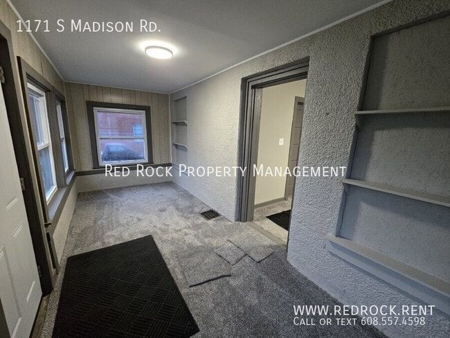 Building Photo - 1171 S Madison Rd