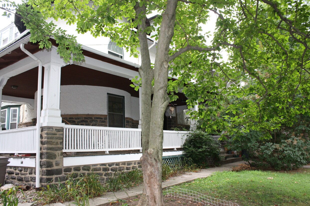 front porch - 223 W Hortter St