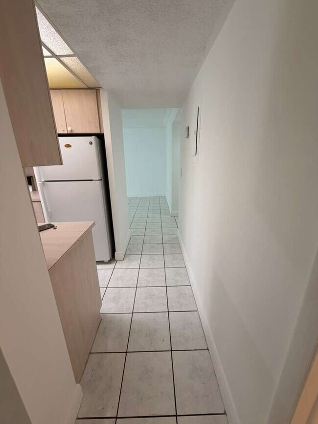 Foto del edificio - 9311 SW 4th St