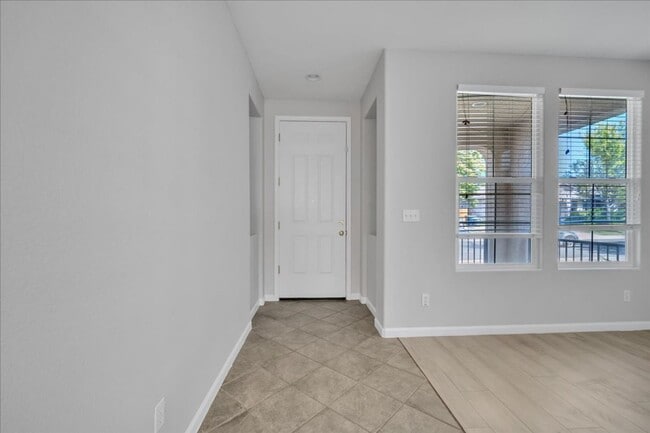 Photo - 6029 Caddington Way House