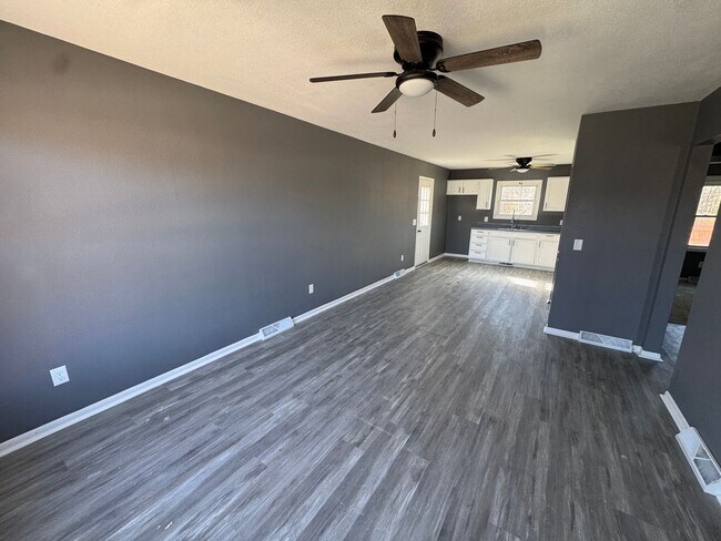 Foto del edificio - 805-807-807 9th St