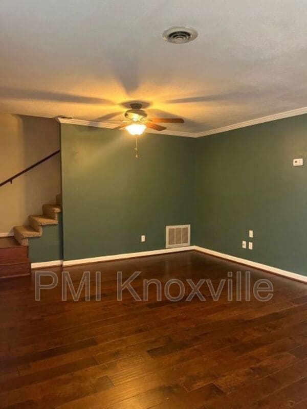 Building Photo - 4427 Townhouse Way