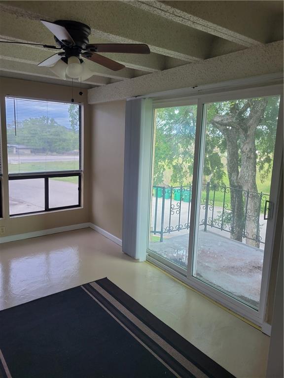 Building Photo - 5806 Circulo Dr