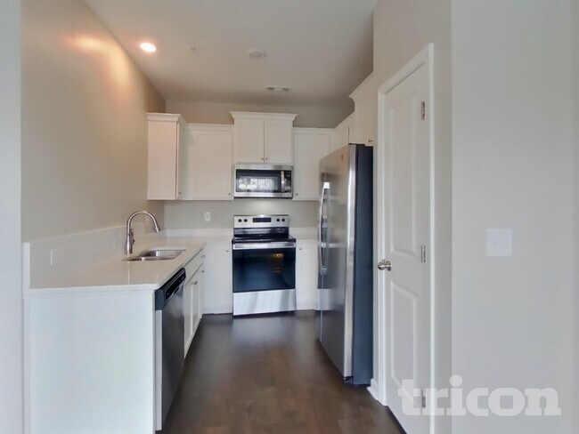 Foto del edificio - 704 Finse Dr