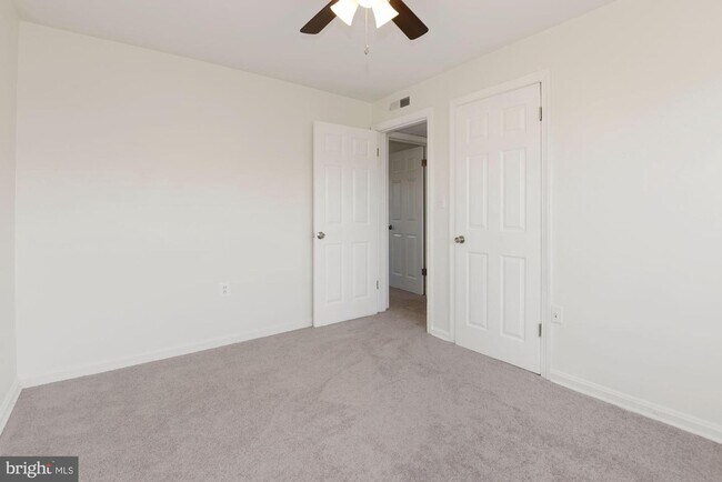 Building Photo - 1503 Belle View Blvd