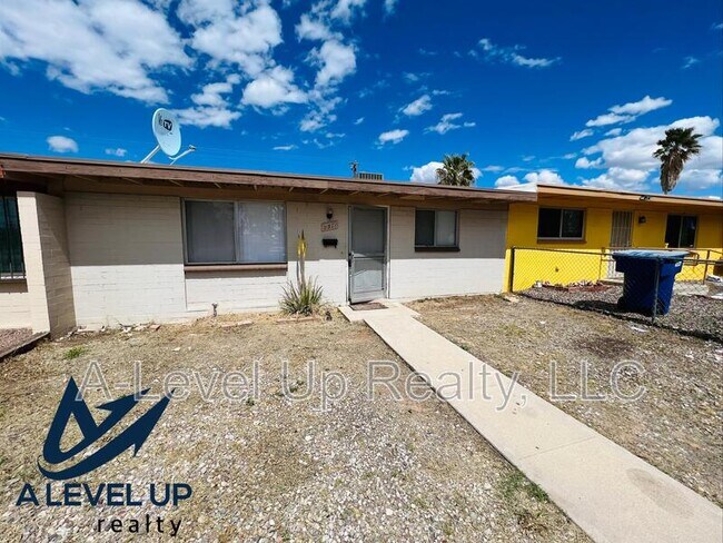 Foto del edificio - 3519 E Ellington Pl