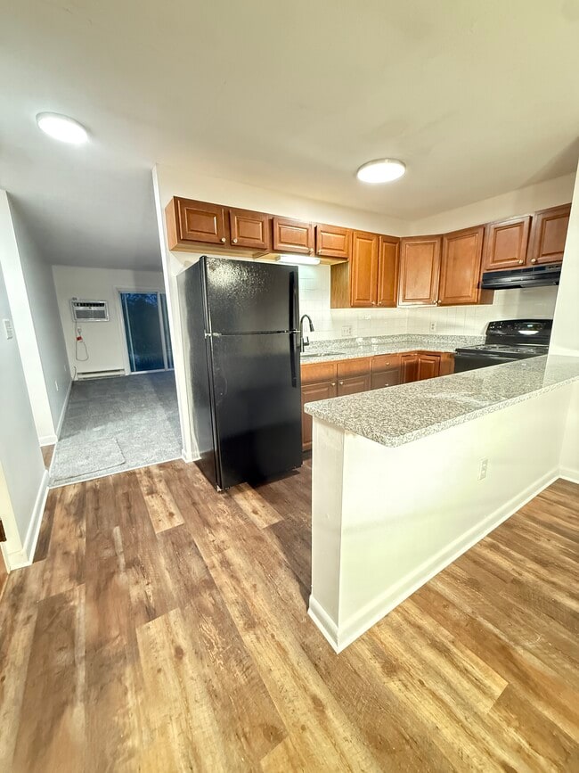 2 Bedroom Apt #6 - 20 Amici Way