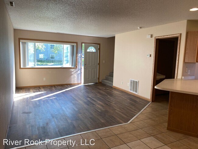 Foto del edificio - 3 br, 2.5 bath House - 552 10th Ave SE