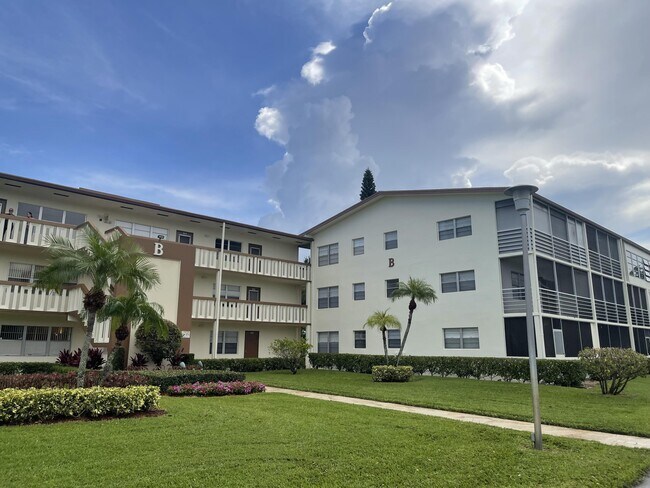 Foto del edificio - 49 Mansfield B