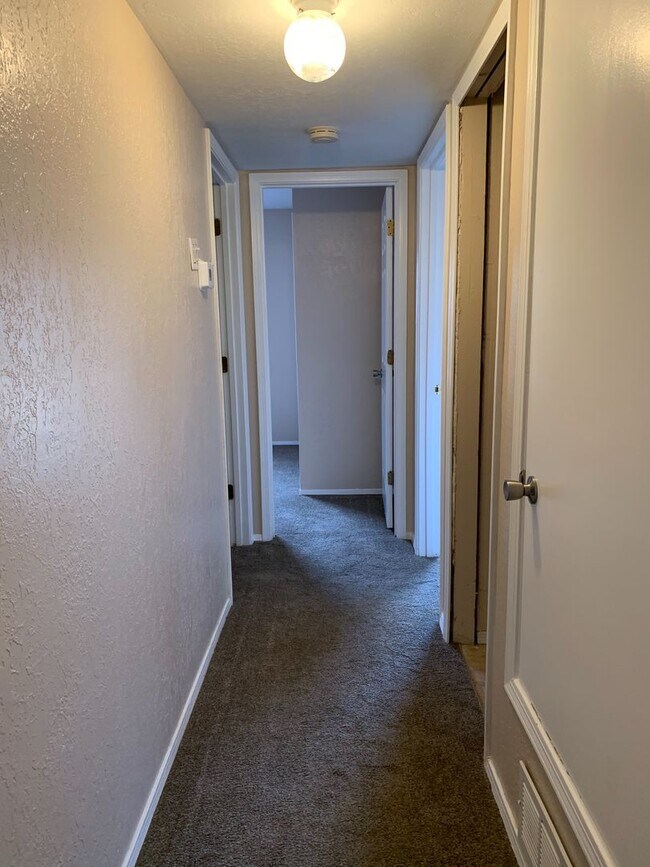 Foto del edificio - 1011 Meadowlark Ct SE
