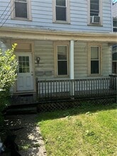 Building Photo - 180 Oneida St