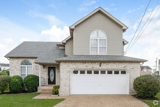Building Photo - 125 Firelight Ct