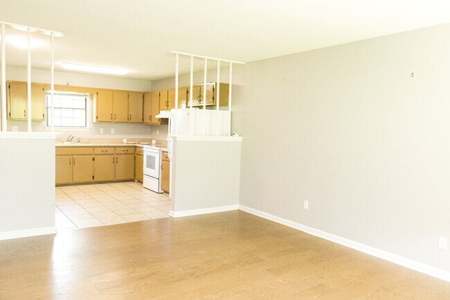 Foto del edificio - 638 Mission Ridge Rd