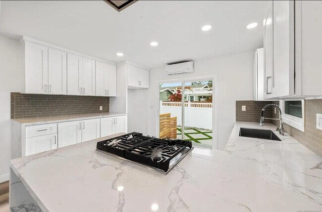 Foto del edificio - 2968 Redwood St