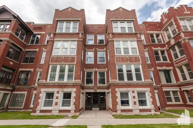 Building Photo - 5130 S Greenwood Ave