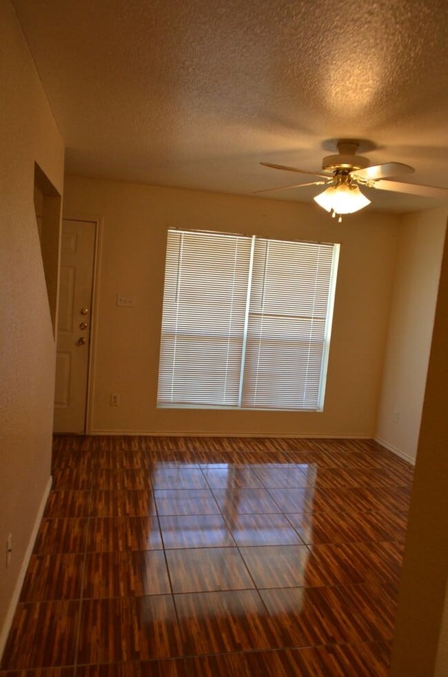 Building Photo - 4307 Mattie Dr
